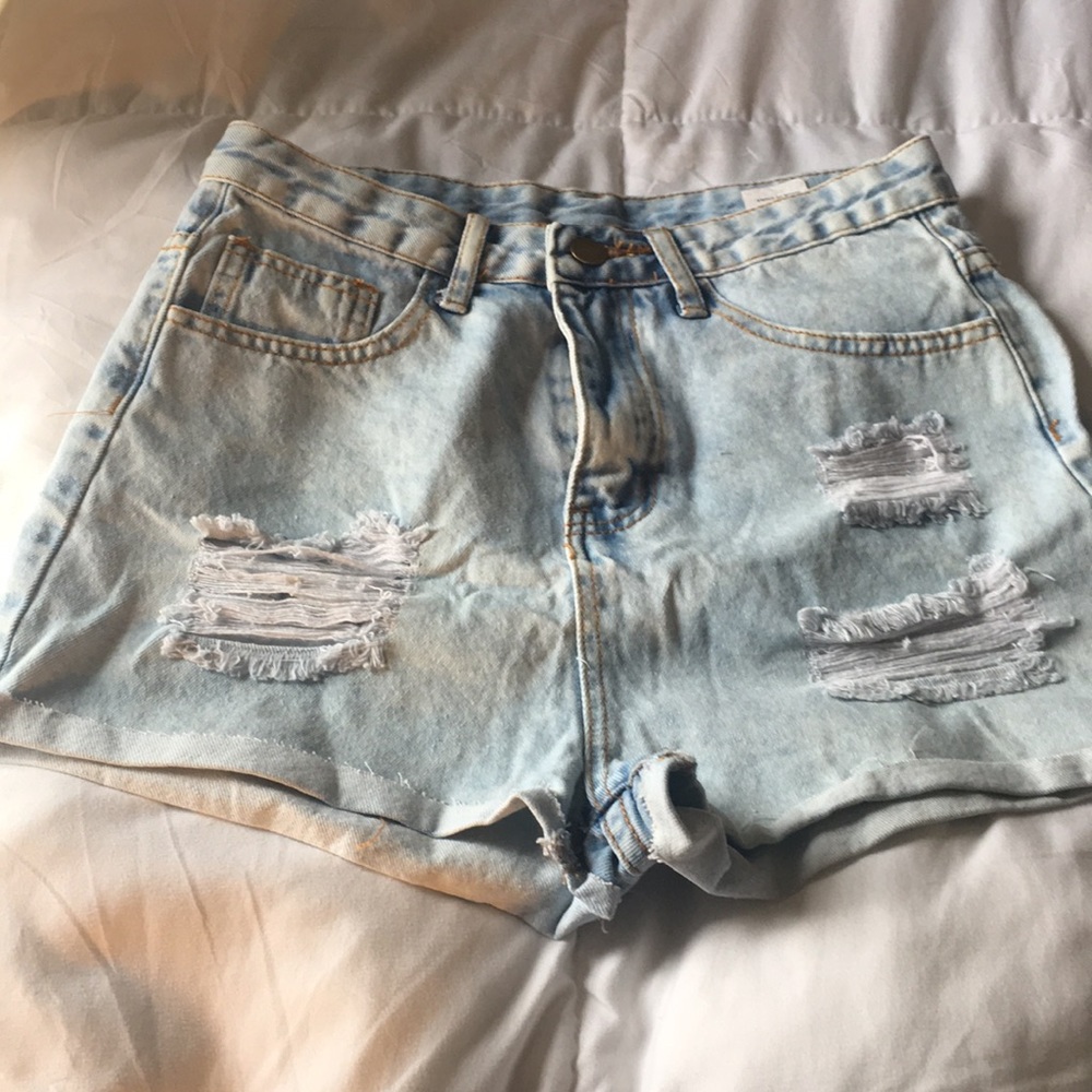 High waste denim shorts